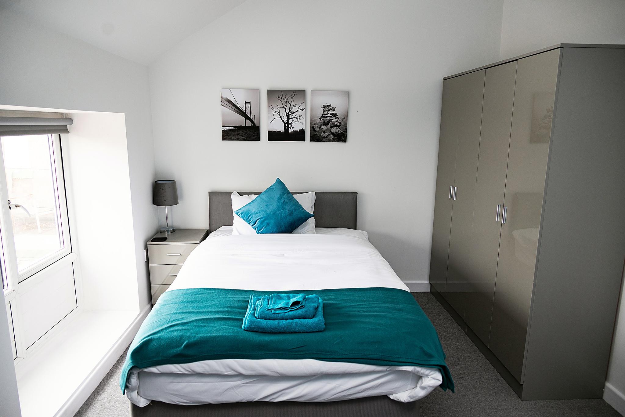 3-Bed Anfield | Private Parking | Sleeps 5
